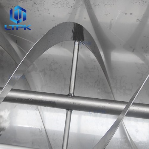 Pneumatic saunce ketchup cream filler with mixing tank